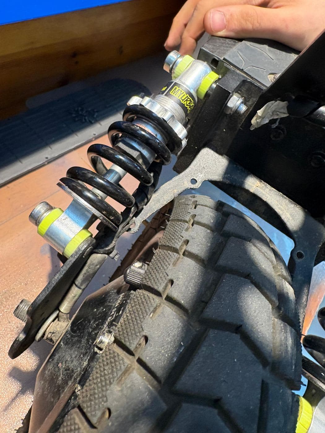 Suspension de patinete electrico