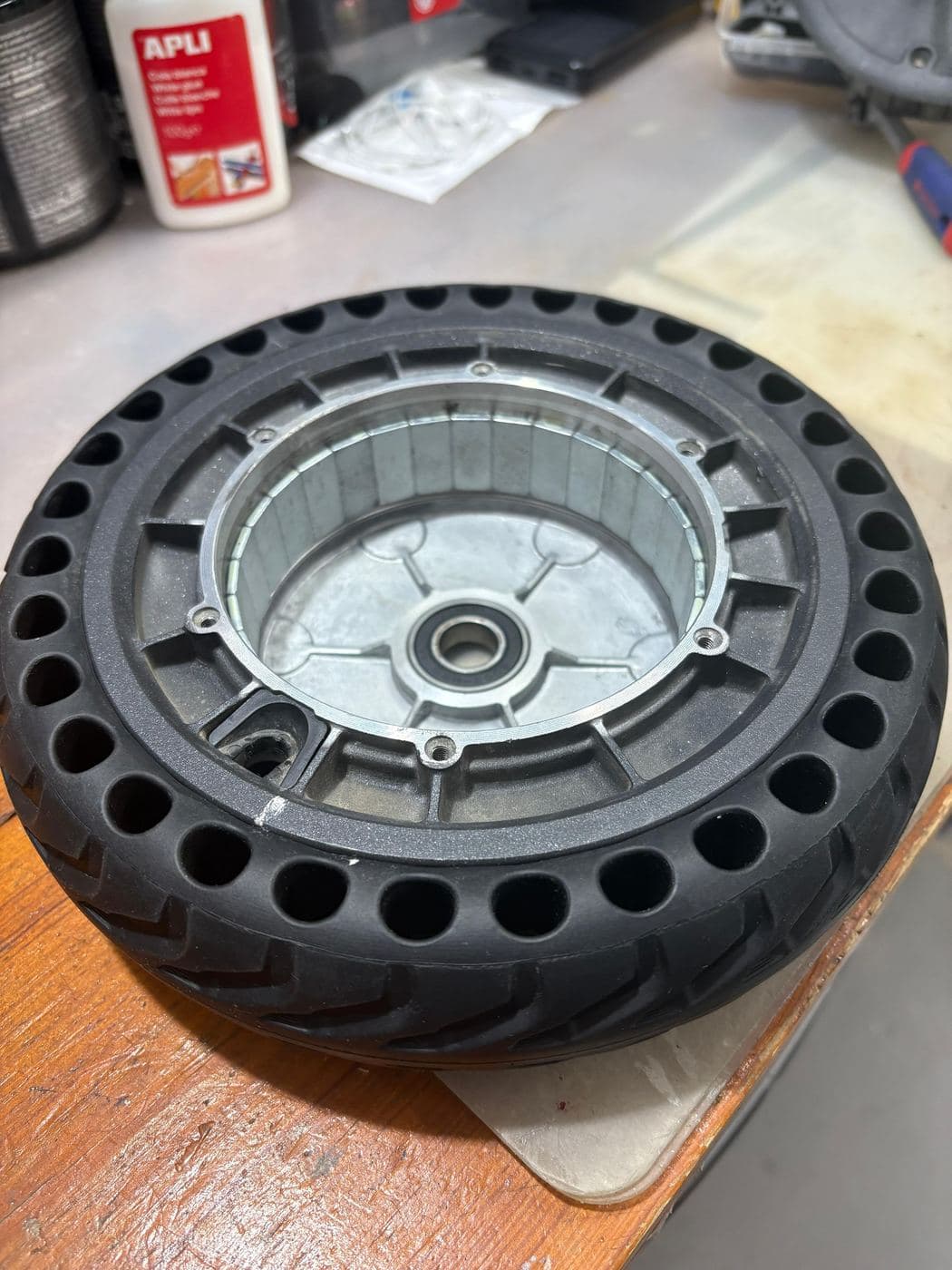 Rueda con motor hub integrado